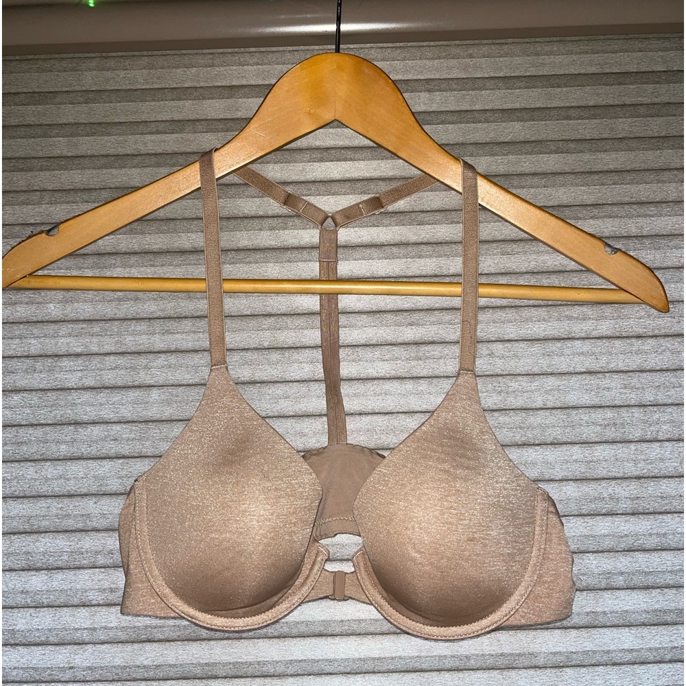Victoria’s Secret Racerback Front Clip Bra